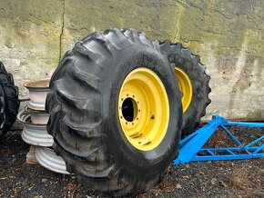 Kola John deere 24,5-32 - 2