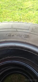 Michelin agilis camping 225/75 R16 C - 2