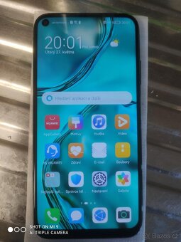 Huawei P40 Lite 6GB/128GB Dual SIM zelený + náramek Honor - 2