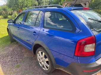 Škoda octavia 2 scout 2.0 TDI - 2