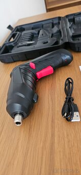 Aku šroubovák novy - 2