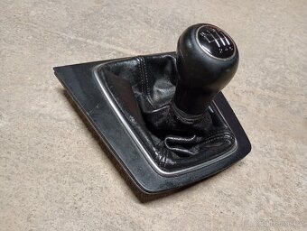 Audi A4 B7 - Řadící páka 6kvalt kožená - 2