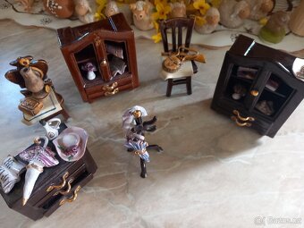 Keramicka dekorace mini nábytek - 2