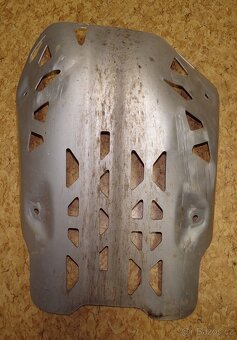 Kryt motoru Tenere 700 - 2