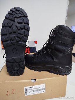 VOJENSKÉ BOTY KANADY PRABOS GORA -TEX - VELIKOST - 9,5-44-29 - 2