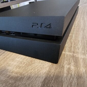 Playstation 4 PS4 1TB FW 9.00 GoldHen - 2