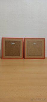 Obrázek, červené pomeranče a obrázek hrušky. - 2