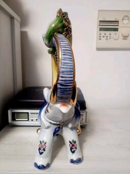 Porcelánový slon - 2