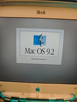 UNIKÁTNÍ SET 3x APPLE (2x iBook G3 Clamshell + PowerBook) – - 2