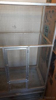 Velká klec na kolečkách - 2