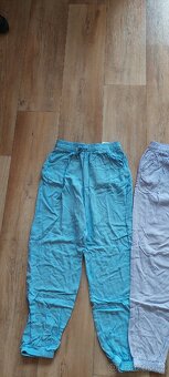 Dívčí kalhoty, velikost: 134 - 2