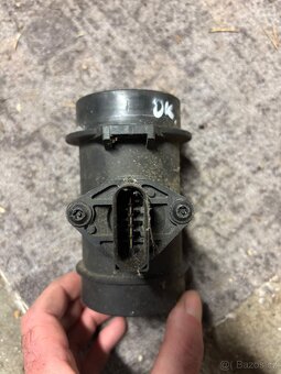 Vaha vzduchu na BMW 316 a 318i e46 - 2