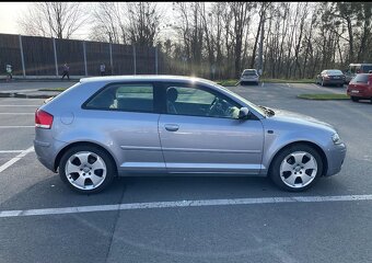 Audi A3 8P1 1.6i, 225 000 km, 1. majitel v ČR, NEPOJÍZDNÉ - 2