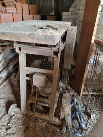 Cirkulárka- výkonný El. motor - 2