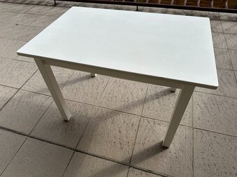 Dětský stolek a židle - 2