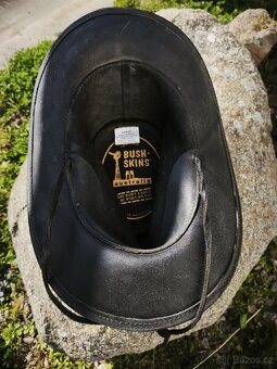 Australský klobouk - 2