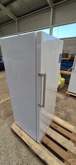 Mraznička ETA 154890000E - 2