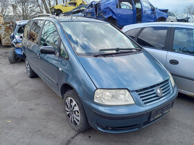 Volkswagen Sharan 1.9 TDI ( AUY ) 85kW r.2001 modrá - 2