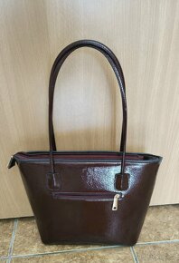Lakovaná kabelka přes rameno Paolo Bags - 2
