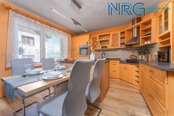 Prodej rodinného domu, užitná plocha 187 m², pozemek 819 m², - 2