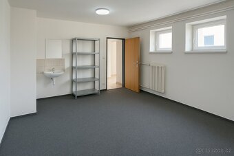 Pronájem kancláře, skladu v přízemí, 35 m2, Frýdek-Místek - 2