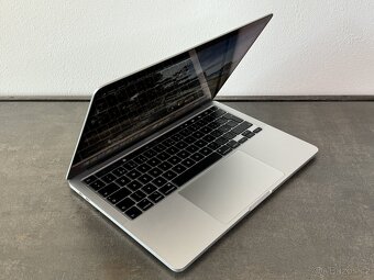 MacBook Pro 13" 2020 512GB / i5 / 16GB / Silver - 2