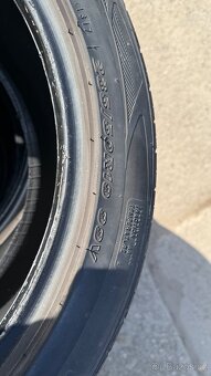 Prodám sadu letních pneu Nexen 235/50 R19 99V NFera RU1 SUV - 2