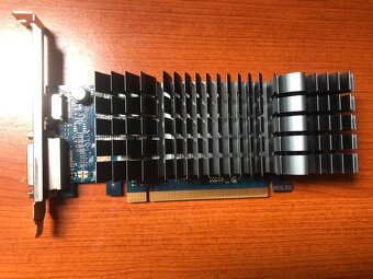 ASUS GT 1030 2 GB low profile GDDR5 6008 MHz - 2