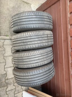 4x 195/60/R15 zimní pneu Barum - 2