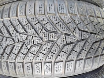 225/45/17 zimni YOKOHAMA 225/45 R17 - 2