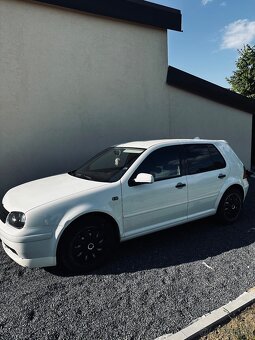 VW Golf IV - 2