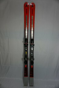 Carvingové lyže Atomic Redster G9 Revoshock 22/23 - 2
