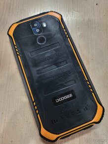 Doogee S40 - 2