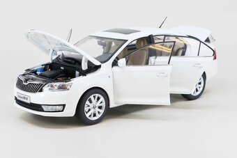 Model Škoda Rapid Abrex 1:18 - 2