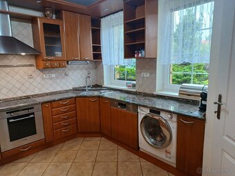 REZERVACE kuchyňská linka do U - 2