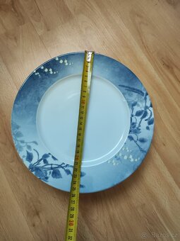Sada velkých jídelních talířů Fyrklövern 8ks - 2