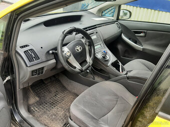 Toyota Prius - 2
