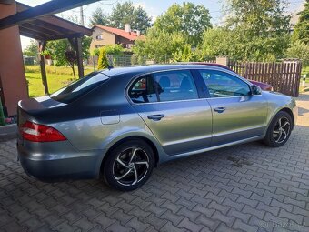 Škoda Superb - 2