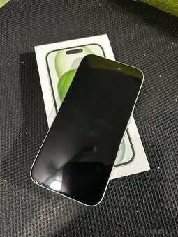iPhone 15 128GB - 2