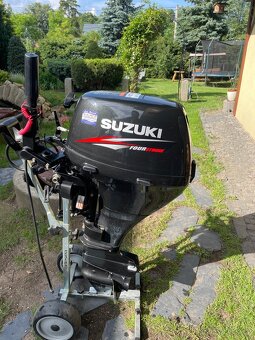Závěsný motor SUZUKI DF 15 - 2