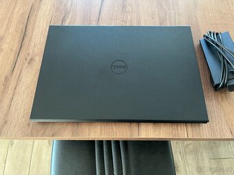 Herní UltraBook Dell 2xGPU-SSD 256GB-RAM 8GB-15.6" HD-i3 - 2