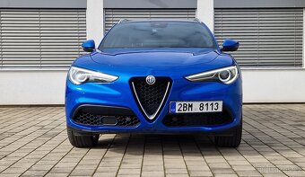 Stelvio Q4, pohon 4x4, panorama, 206 kW, krásný stav - 2