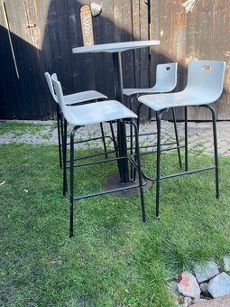 Stůl a 4 barové židle - 2