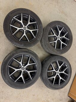 Sadu litých kol Toyota raft 4 235/55R18 - 2
