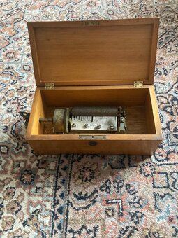 Hrací skříňka - 2