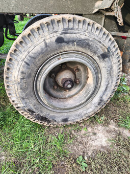 Disky s pneu 8,25-15, vlek 5 tu - 2