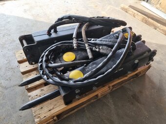 JCB original hydraulické kladivo z výstavy - stroje 1-2,5t - 2