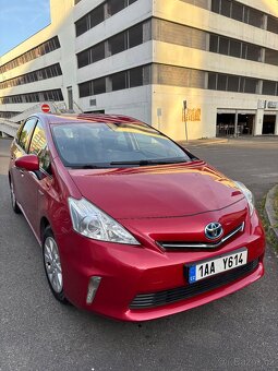 Toyota Prius Plus - 2