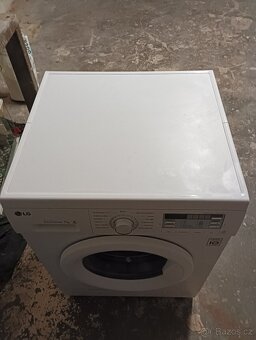 Prodám - Plně Funkční Pračku LG Direct Drive 7 KG - 2
