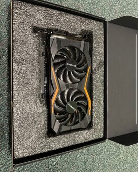 Grafická karta Gigabyte GeForce GTX 1050 Ti OC 4G - 2